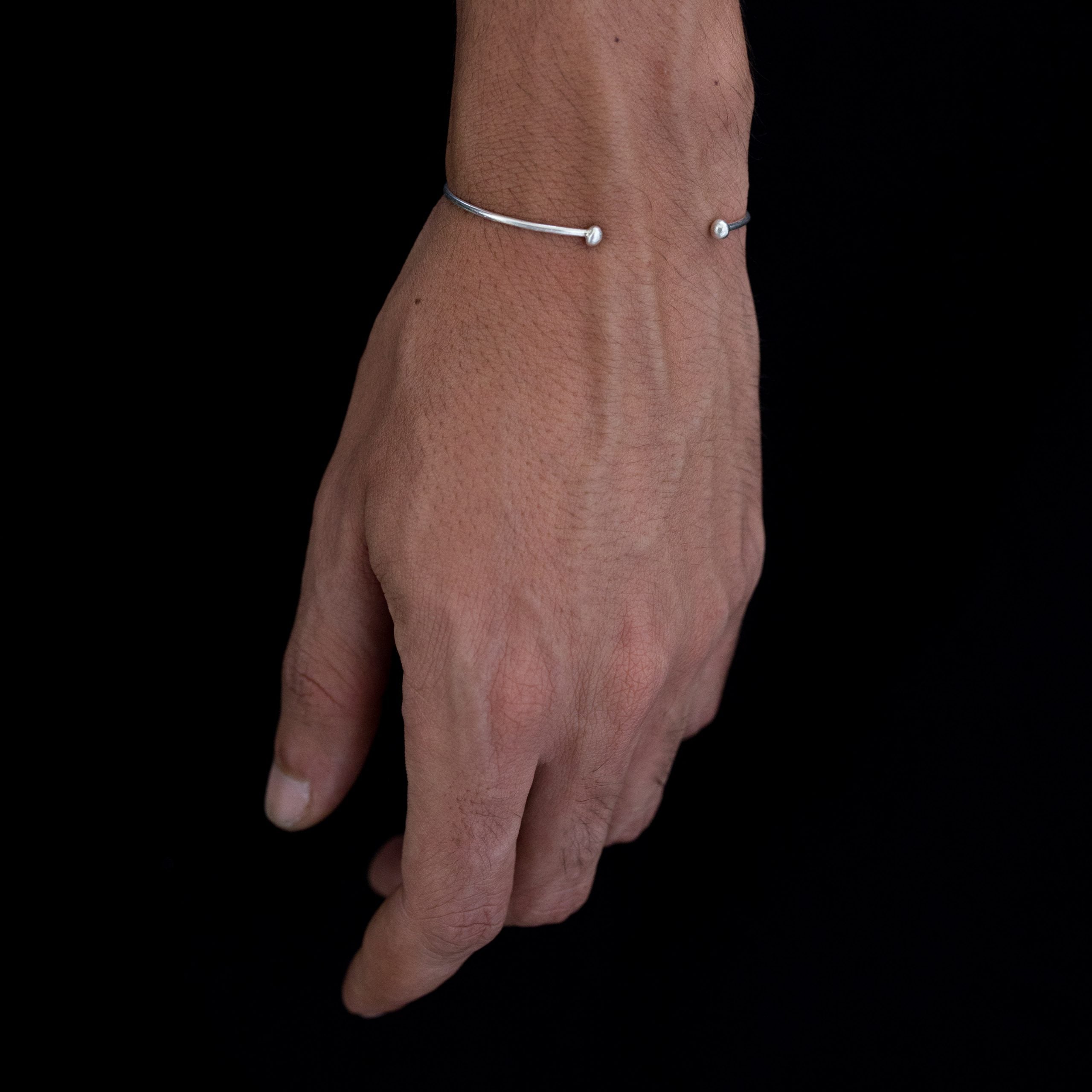 Minimalist handmade bracelet in 900 silver