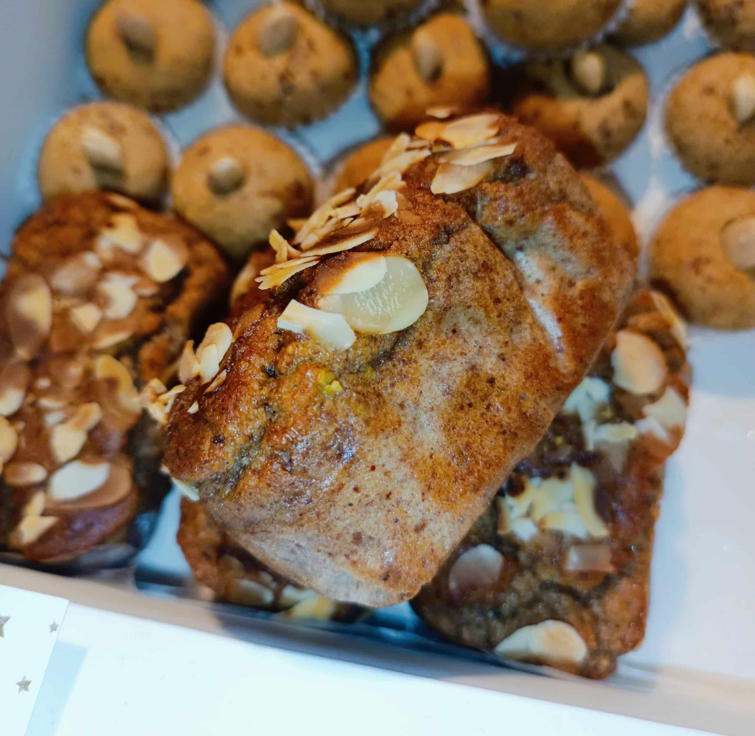 Cake aux amandes et dattes sans farine sans sucre ajouté