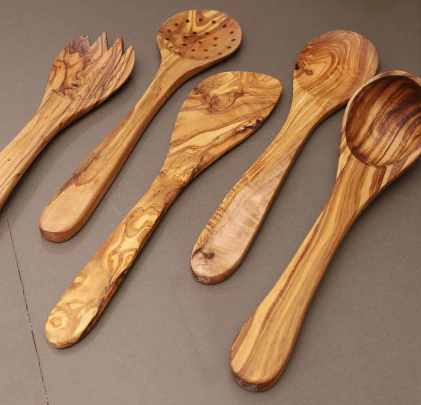 Ensemble de 5 cuilléres En Bois D'Olivier