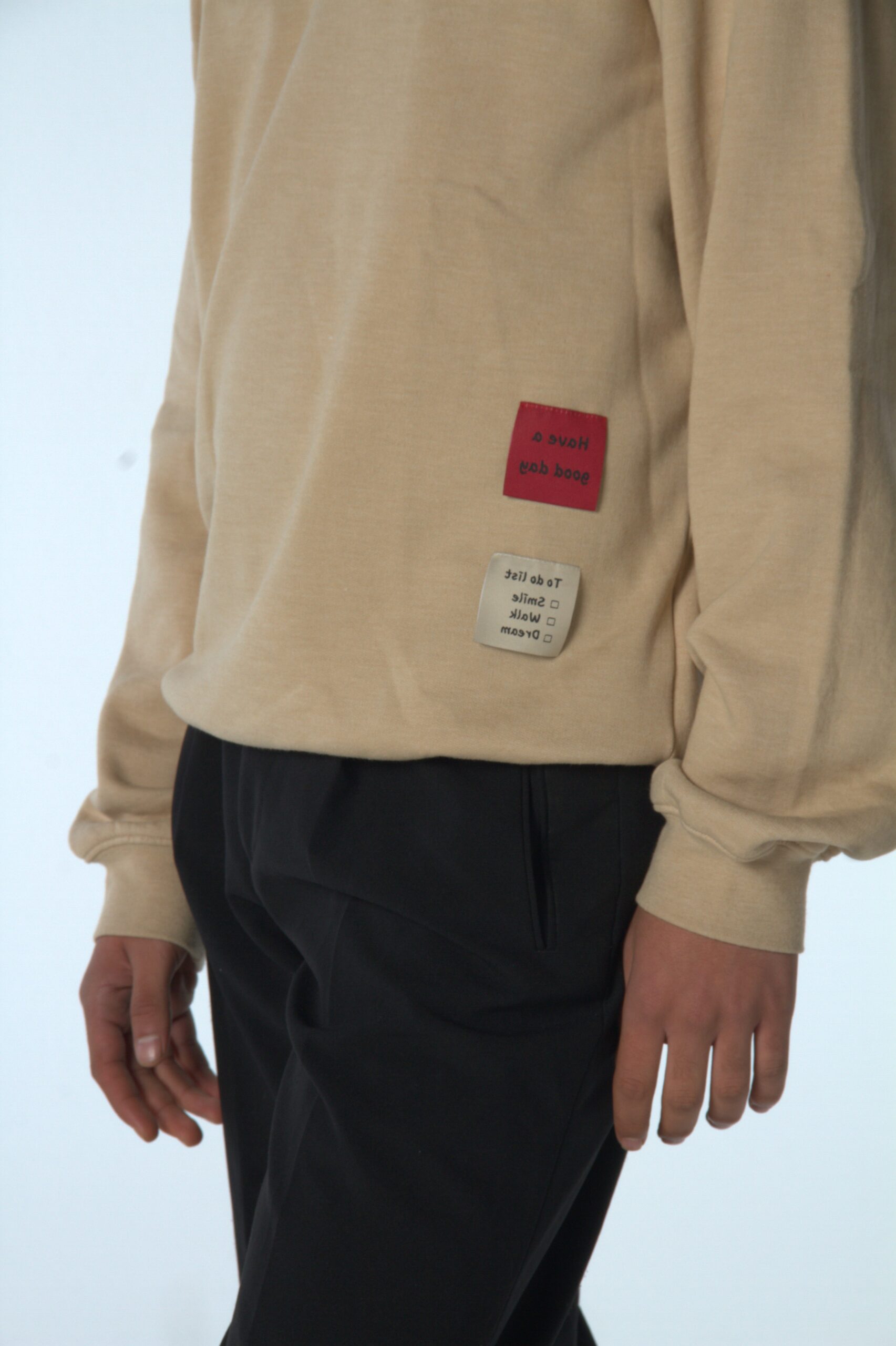 Sweatshirt loose fit col rond unisexe «IM PROUD OF YOU avec détail en Wax