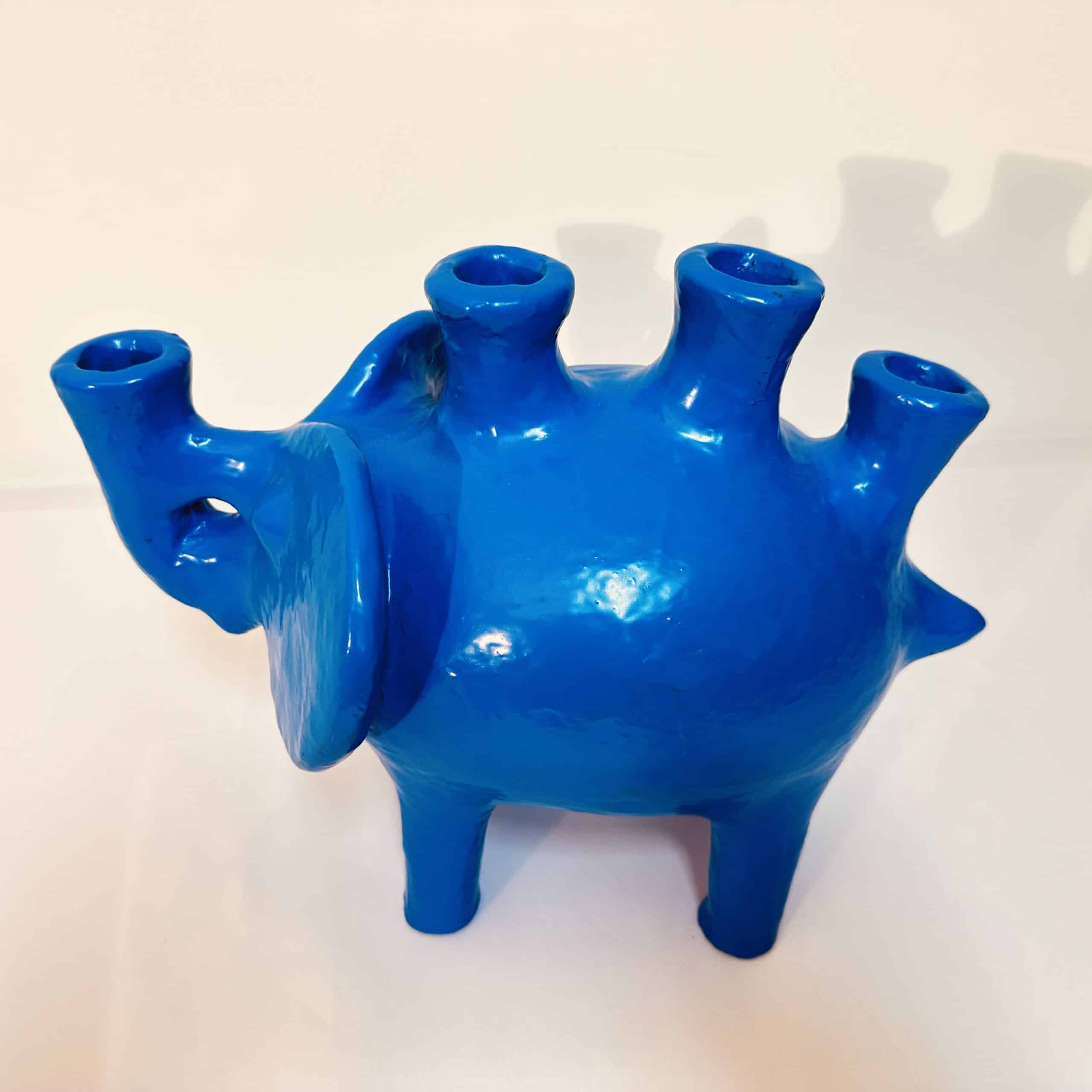 Bougeoir éléphant en terre cuite de Sejnane, disponible en beige, bleu, noir et blanc (25 × 40 cm)