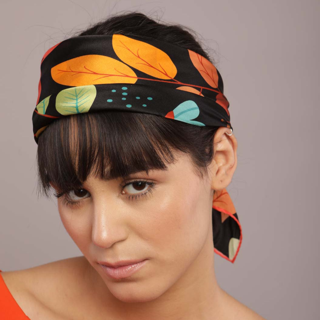 Natural silk scarf in black "Full of imagination"