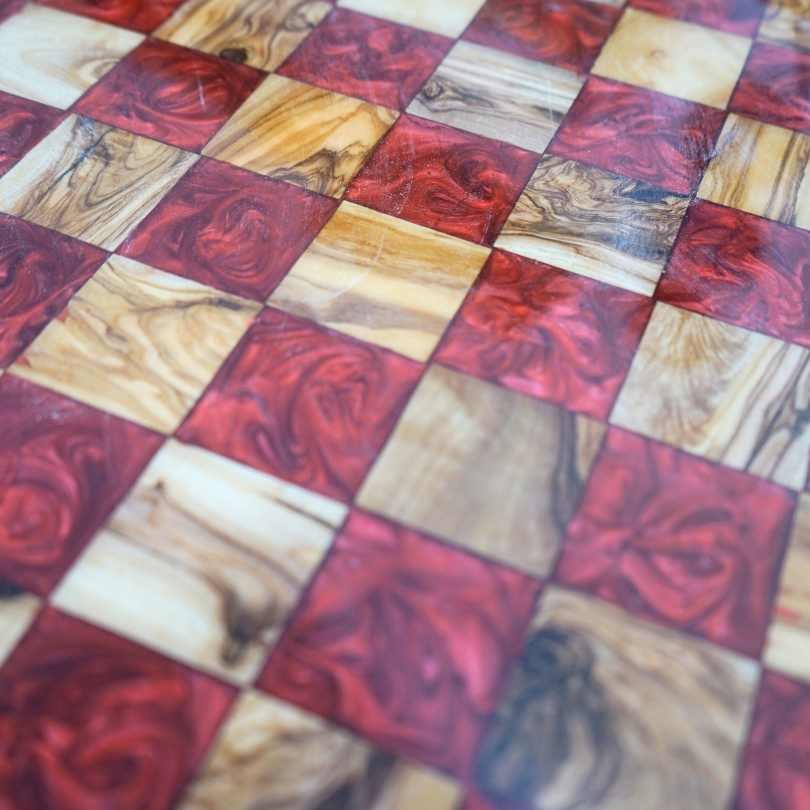 Jeu d'échecs en bois d'olivier avec pieds et tiroirs, résine intégrée