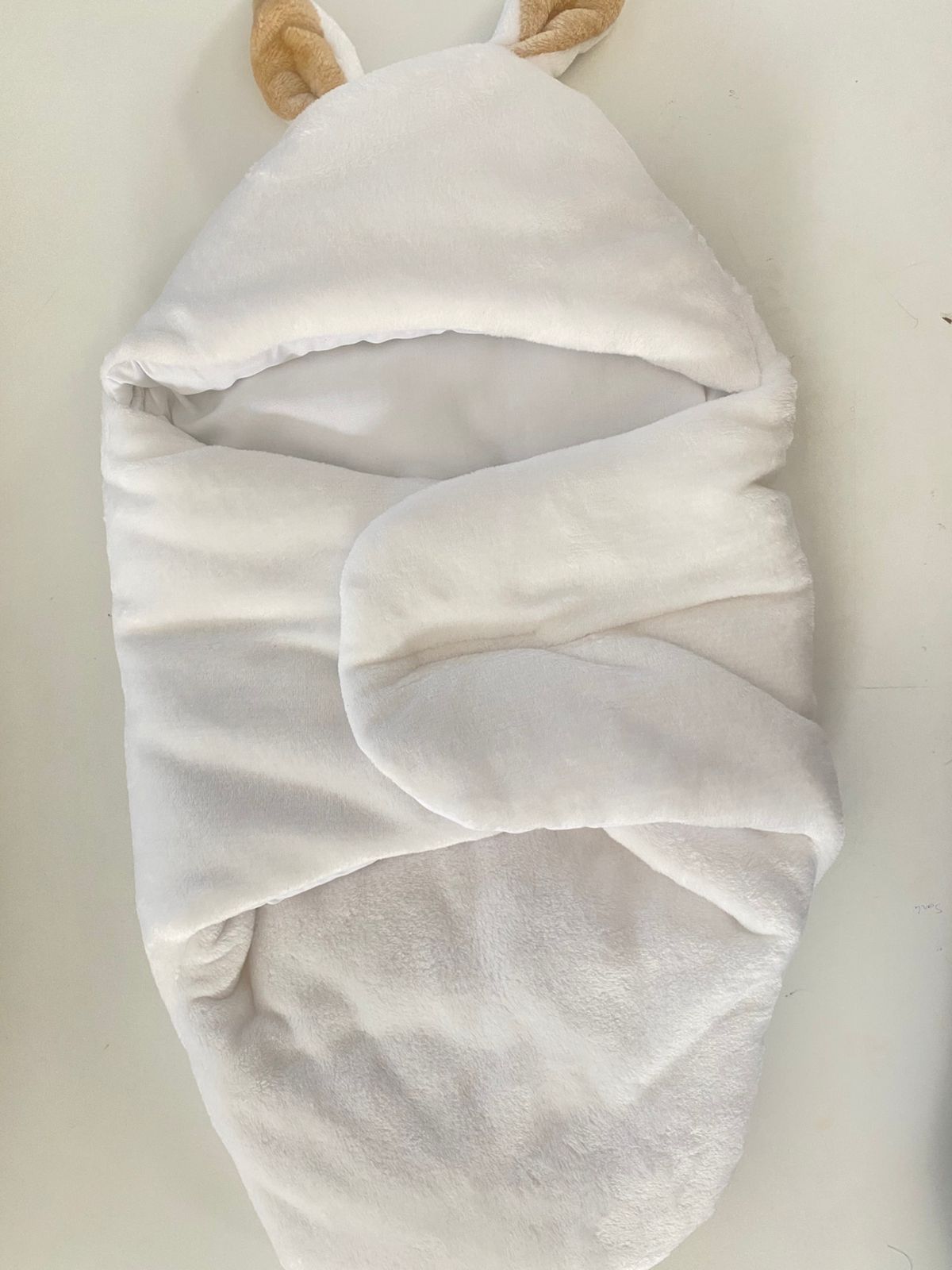 Nid d'ange Bébé rose ultra doux en microfibre avec capuche oreilles