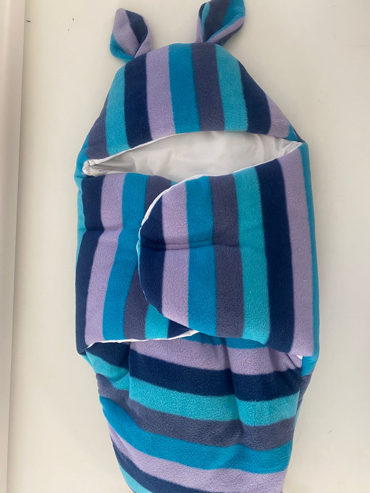 Nid d'ange Bébé rose ultra doux en microfibre avec capuche oreilles