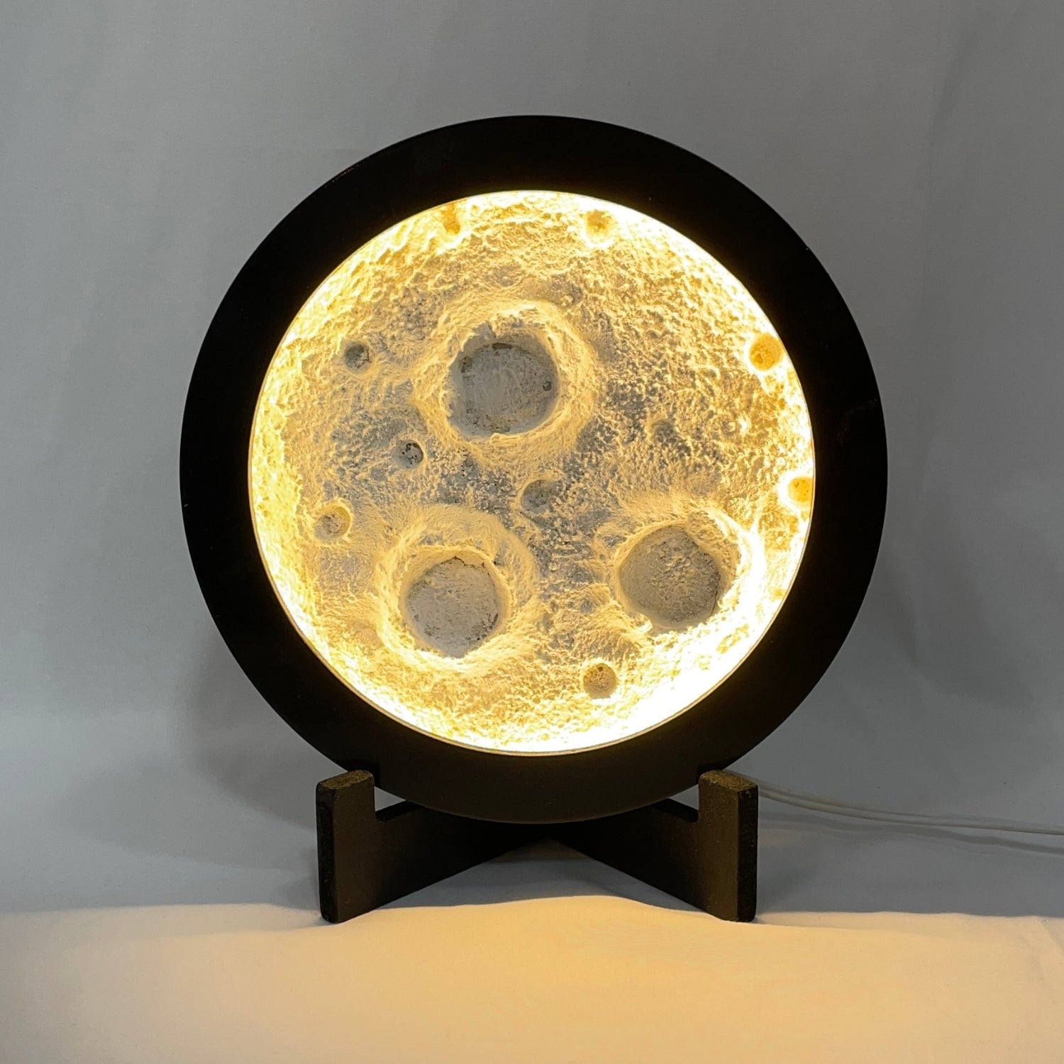 Lampe Lune Élégante : Éclairez Votre Intérieur avec Magie
