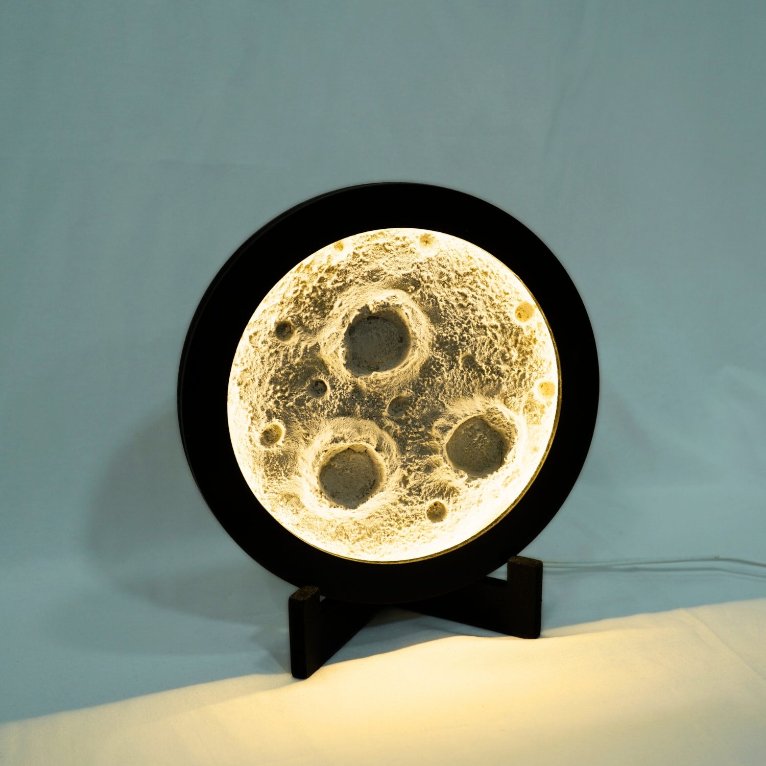 Lampe Lune Élégante : Éclairez Votre Intérieur avec Magie