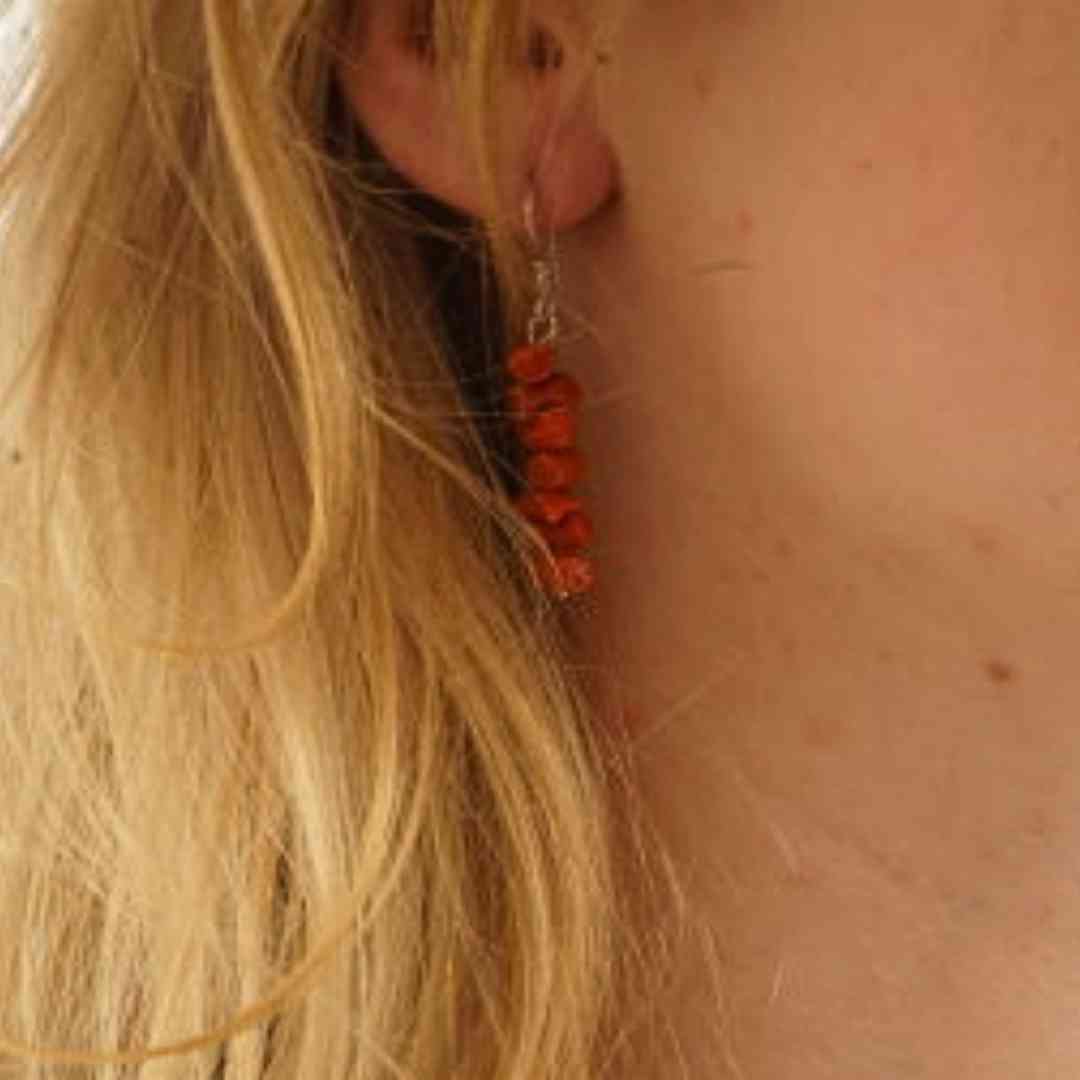 Boucles d'oreilles en corail rouge premier choix pour femme