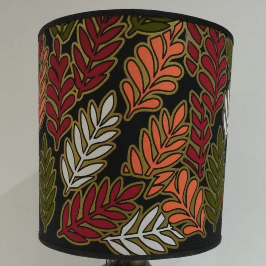 Lunora lampshade – Ethnic design in African wax and ceramic (44 × 22 cm)