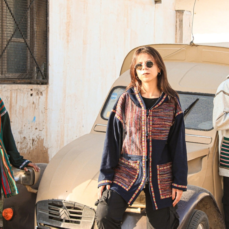 Dengri Tunisien Berbère Blue Marine avec détails rouges, unisexe