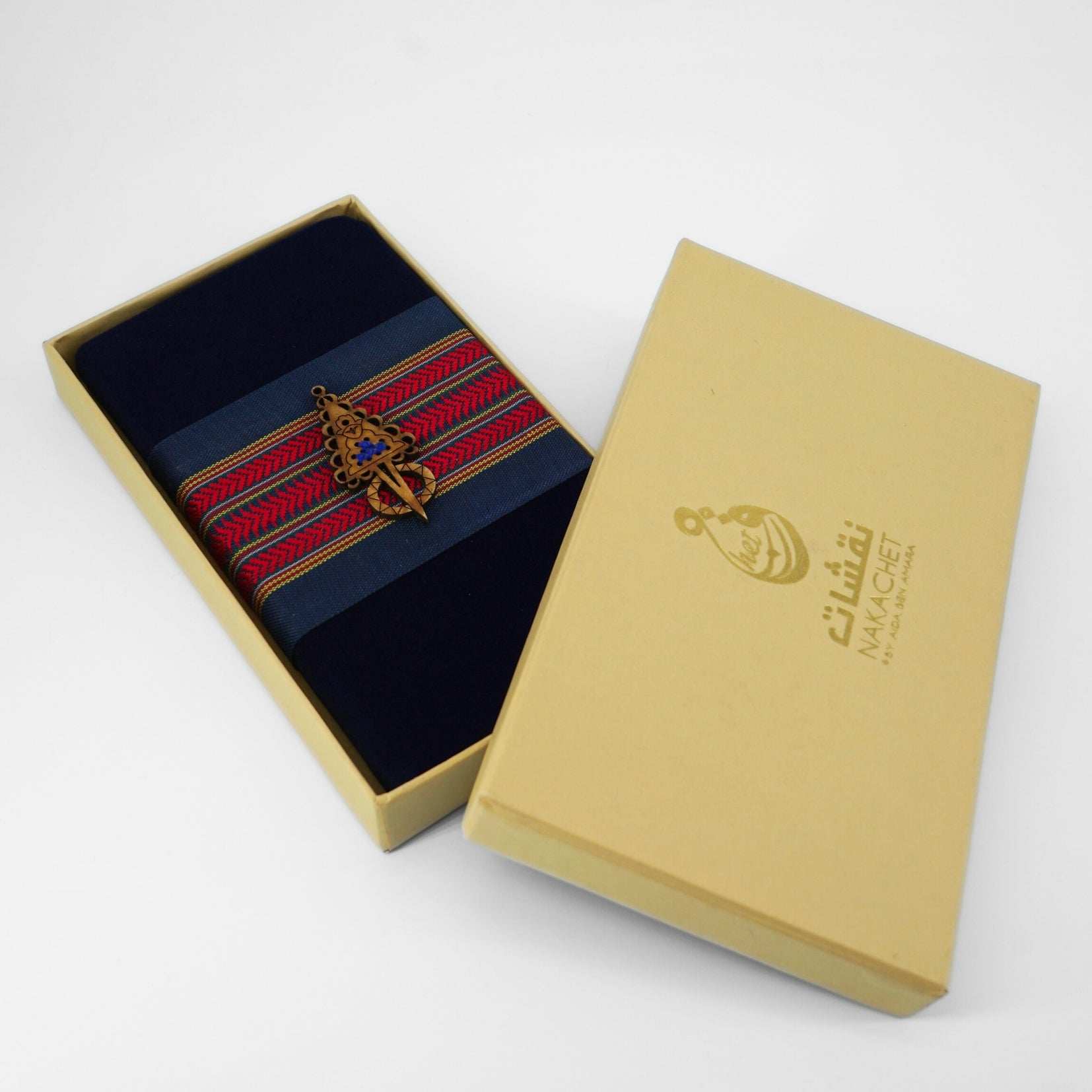 Notebook bleu velour avec détails khomsa