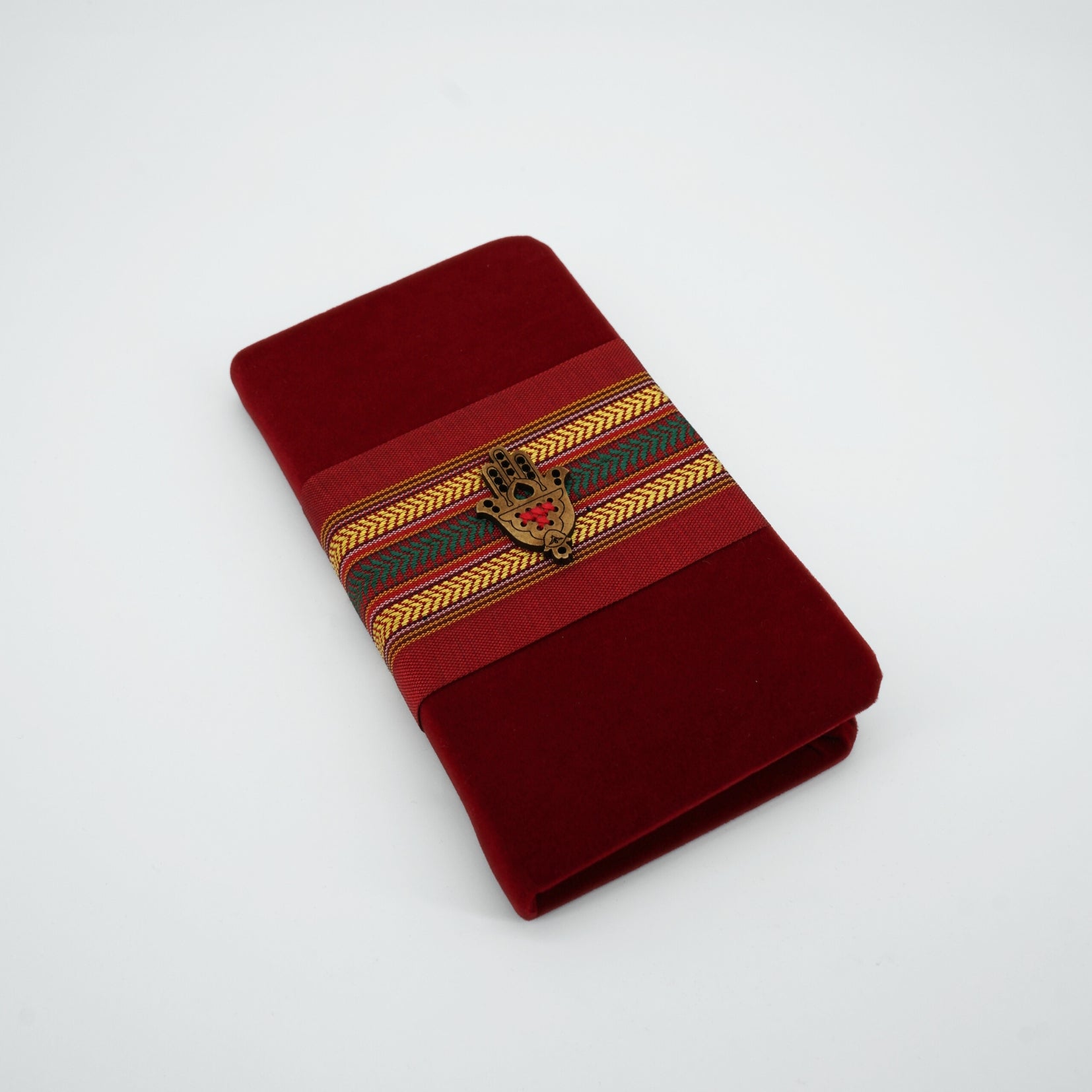 Notebook rouge velour avec détails khomsa