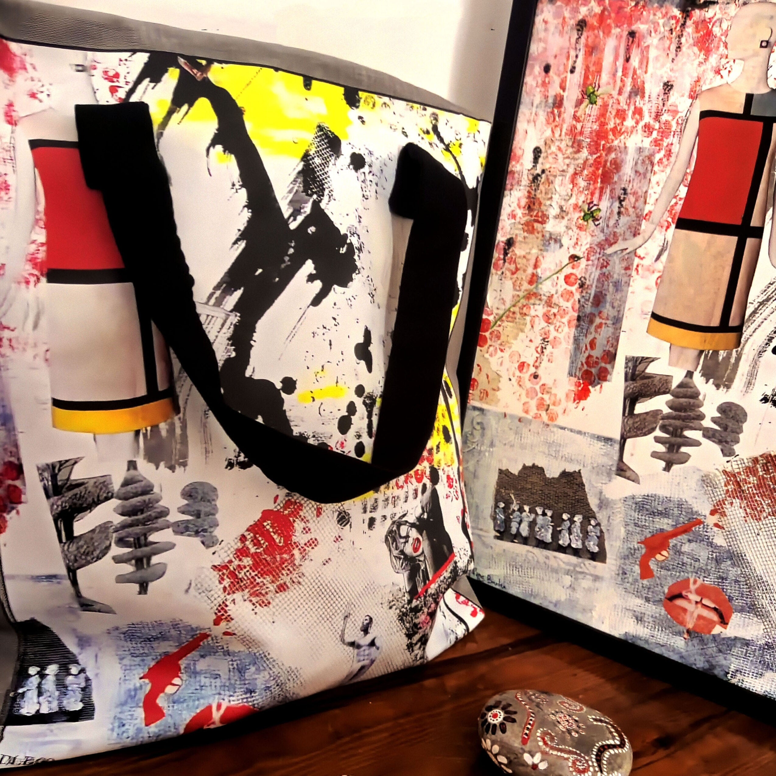 Large handbag inspired by the work “Passion” gray canvas & bright colors