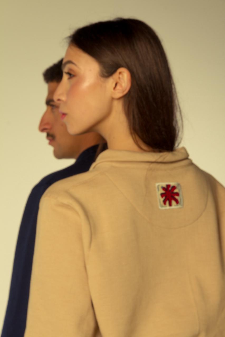 Sweat-Polo loose fit unisexe « YOU LOOK GREAT TO DAY » avec détail en wax