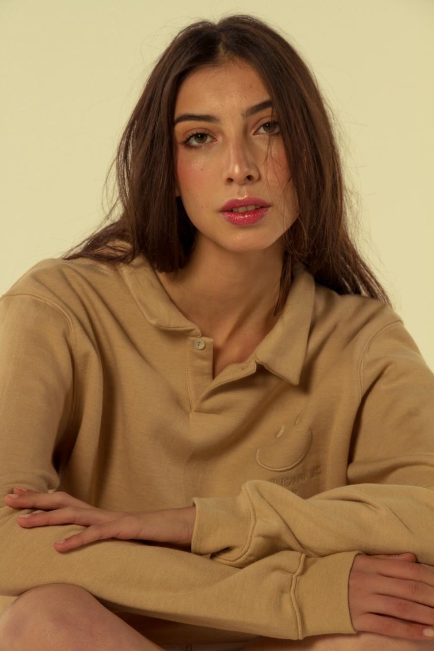 Sweat-Polo loose fit unisexe « YOU LOOK GREAT TO DAY » avec détail en wax