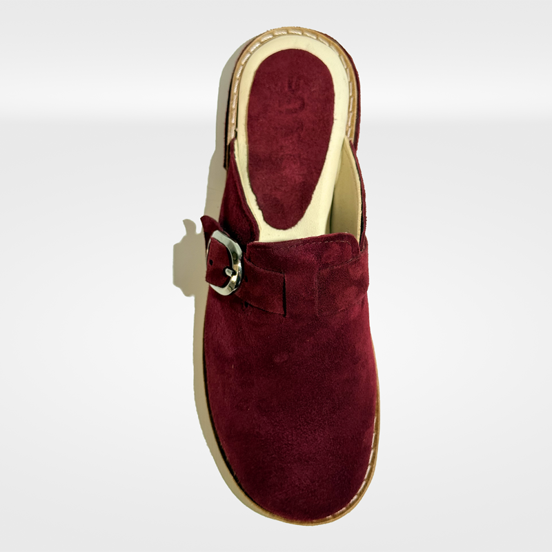 Babouche burgundy en daim upcyclé : élégance et confort irrésistibles