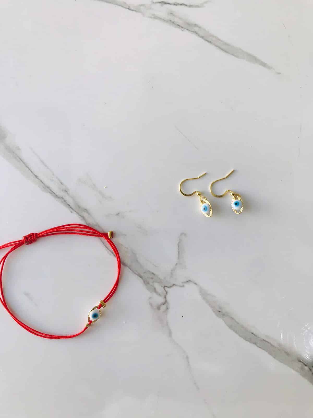 Bracelet Œil Bleu Premium avec Boucles d'Oreilles Dorées Artisanales