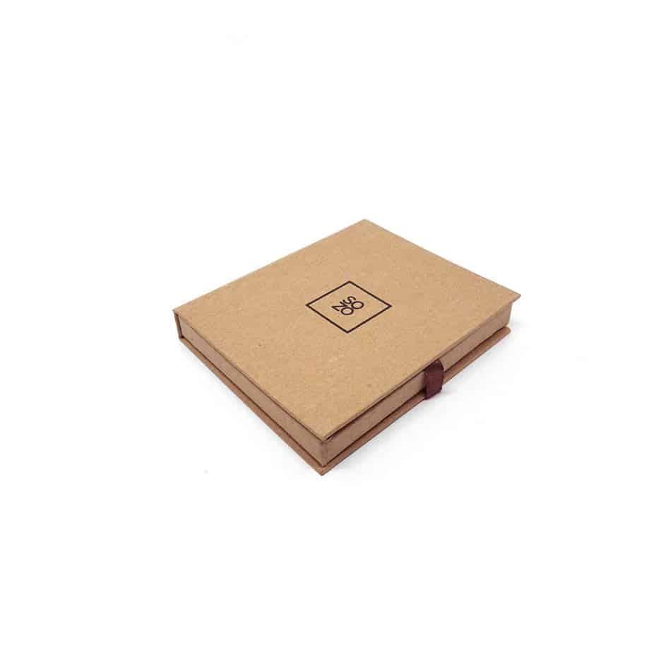 Berber earrings in wood and resin Tamezret