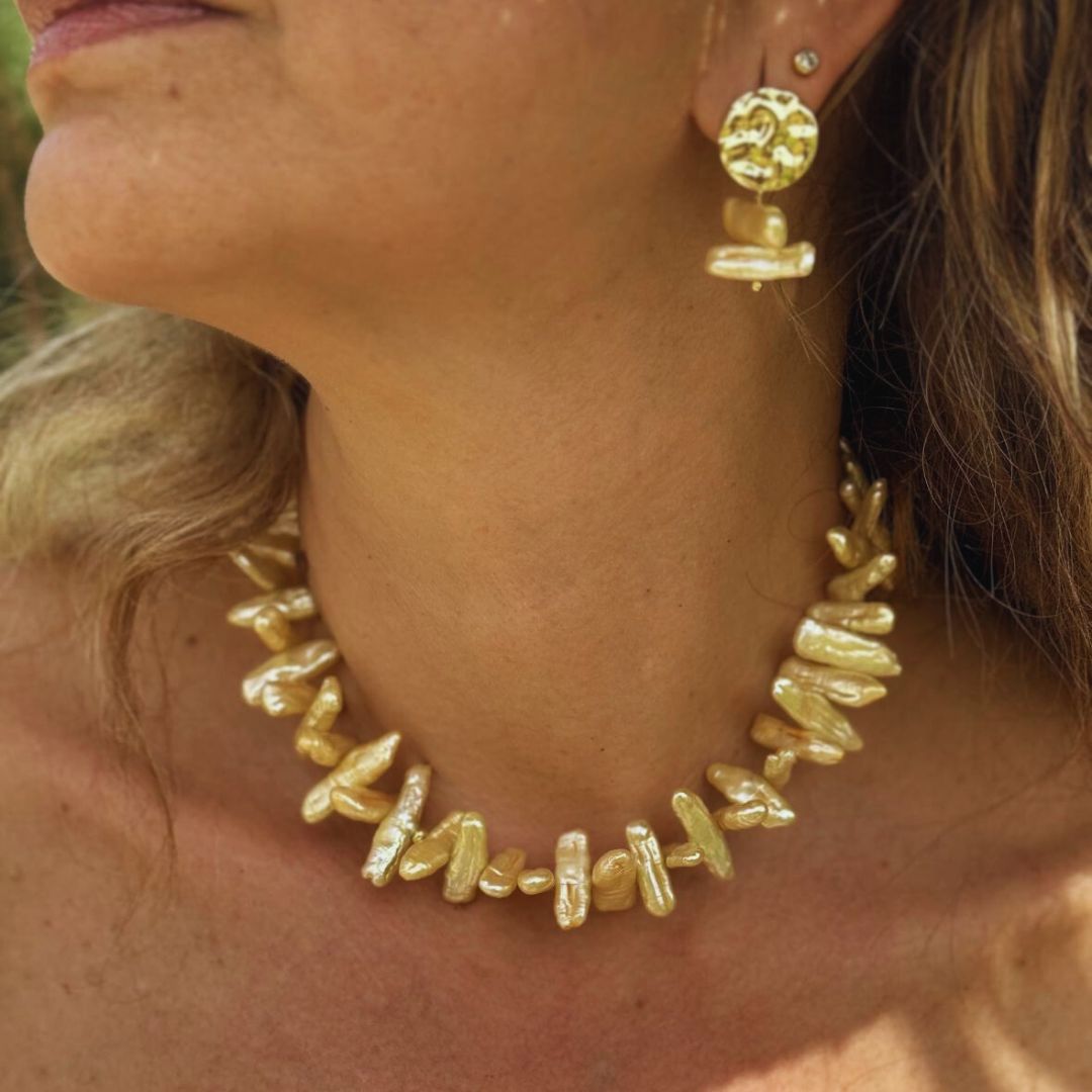 مجموعة "بيوا" من الشمبانيا المرصعة باللؤلؤ الطبيعي للمياه العذبة (45 سم)