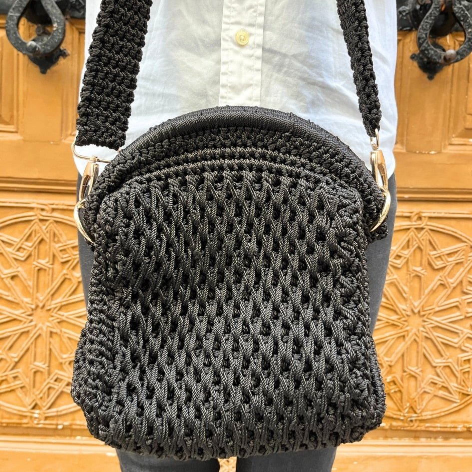Sac en crochet noir fait main avec bandoulière