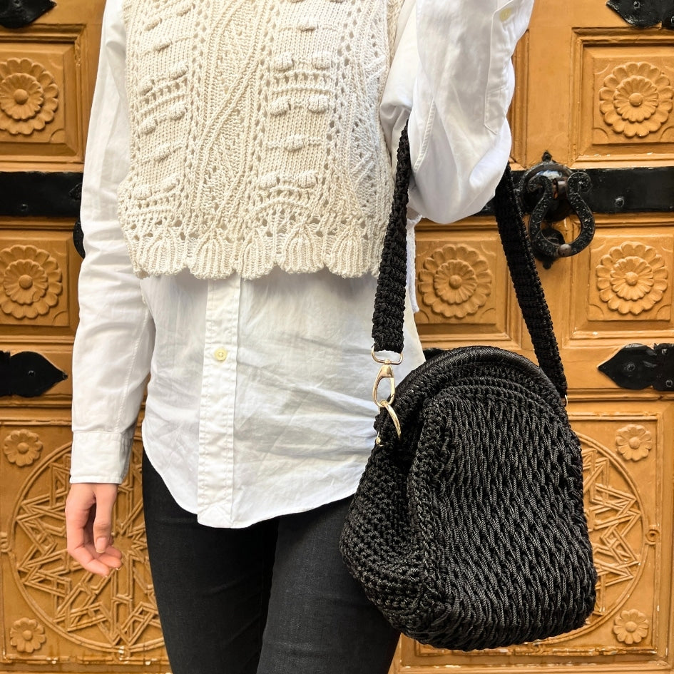 Sac en crochet noir fait main avec bandoulière