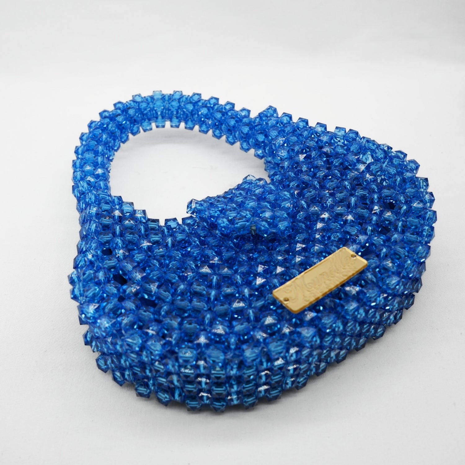 Sac perles bleu foncé : Élégance unique pour sublimer votre style