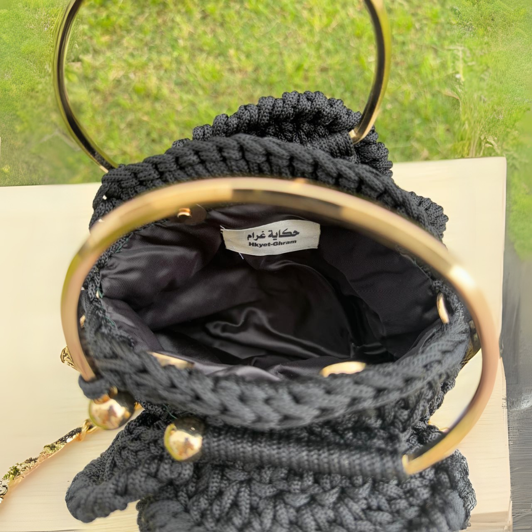 Sac fleur noir en crochet