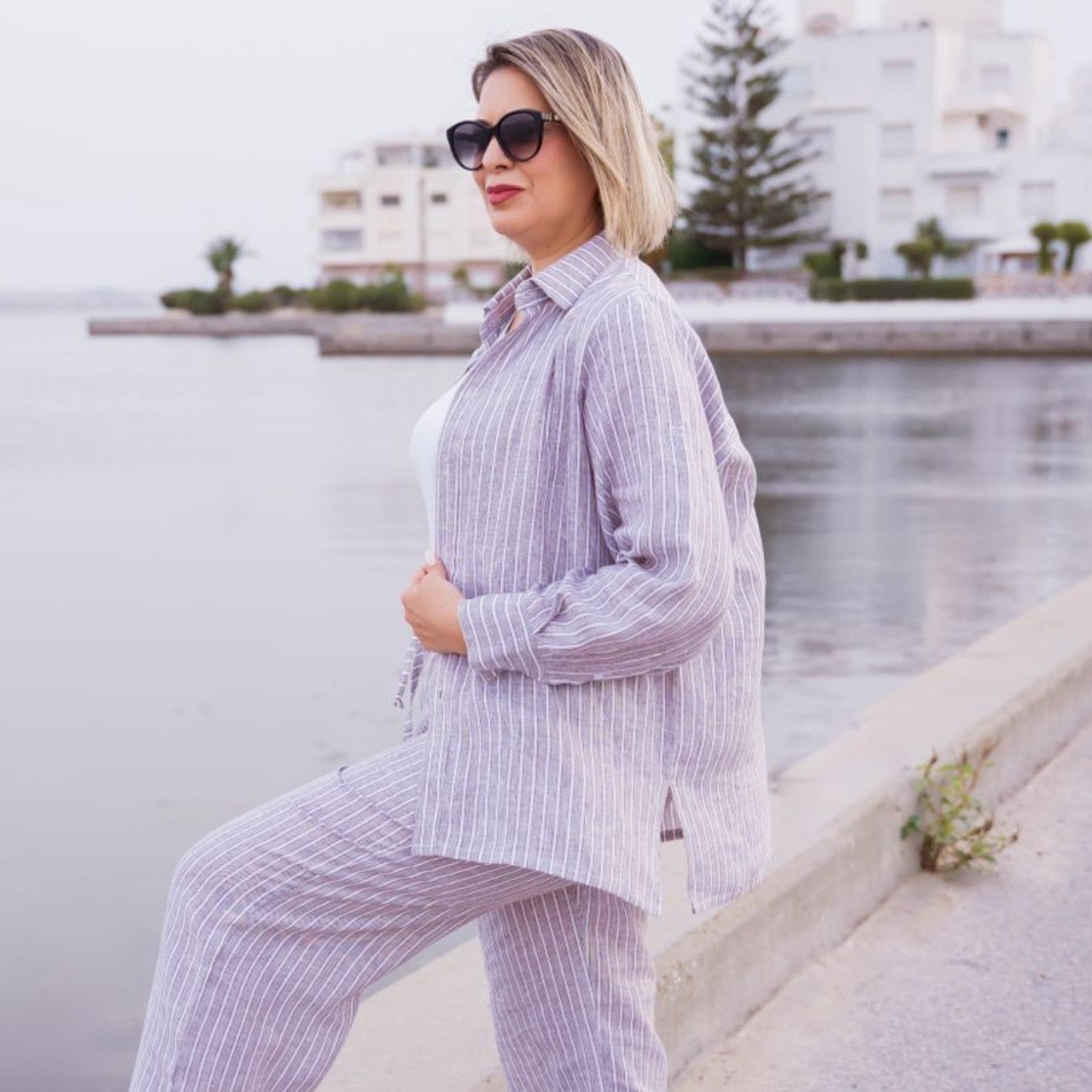 Set en lin gris à rayures