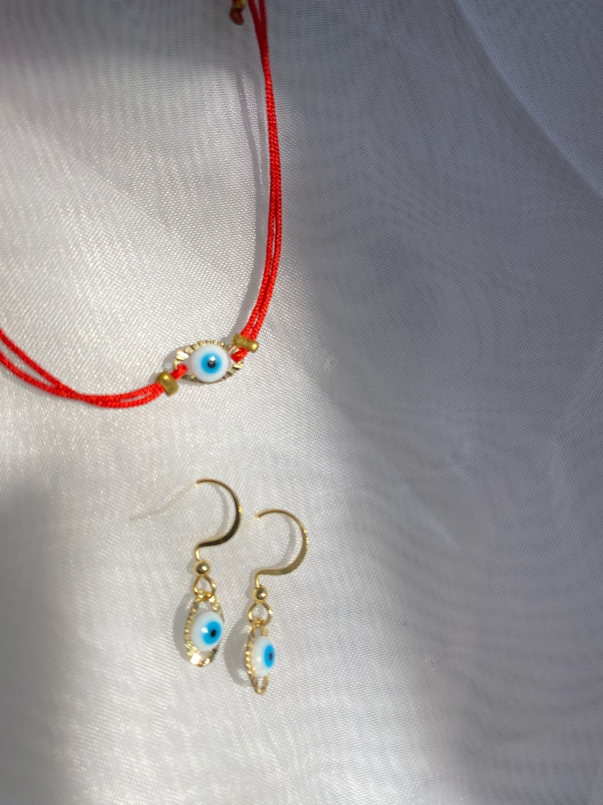 Bracelet fil rouge Œil Bleu et boucle d'oreille oeil bleu en acier inoxydable
