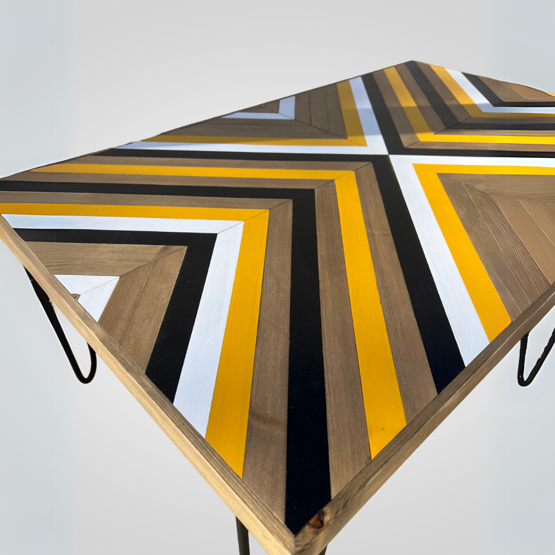 Table Basse Bois Rouge Artisanal Hairpin
