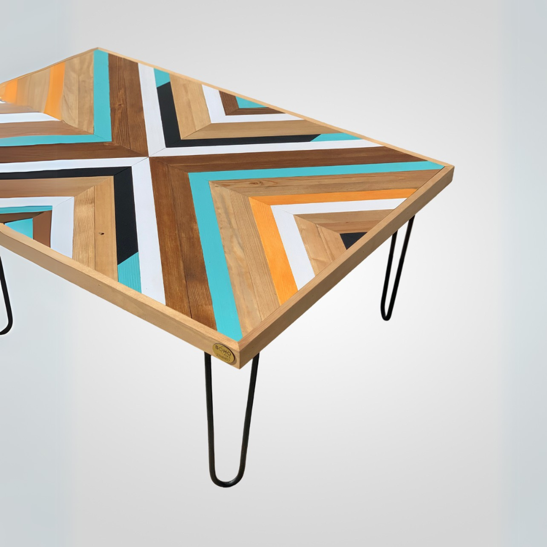 Table Basse Bois Rouge Artisanale Pieds Métal Noir