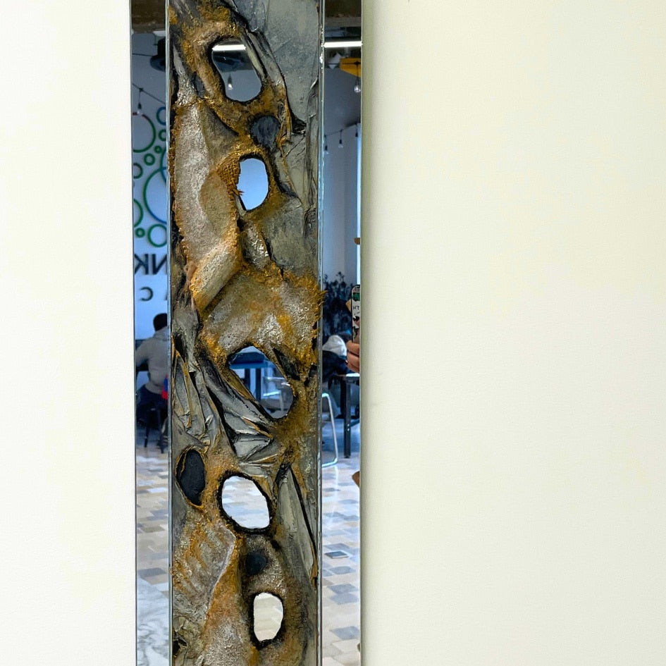 Suspension Murale Artistique en Pâte de Bois - Décoration Murale verticale avec nuance de doré
