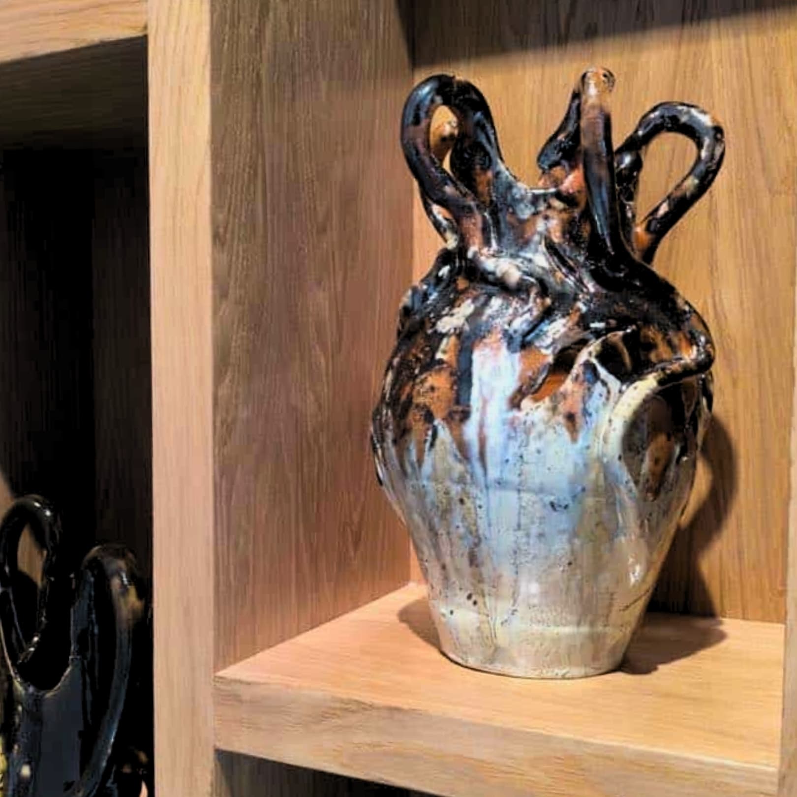 Ceramic vase with tentacles and bronze enamel, unique piece (28 x 17 x 17 cm)