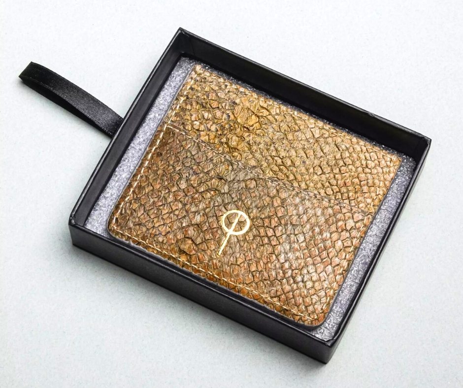 Porte-cartes en cuir de peau de saumon "Virids Cardholder"