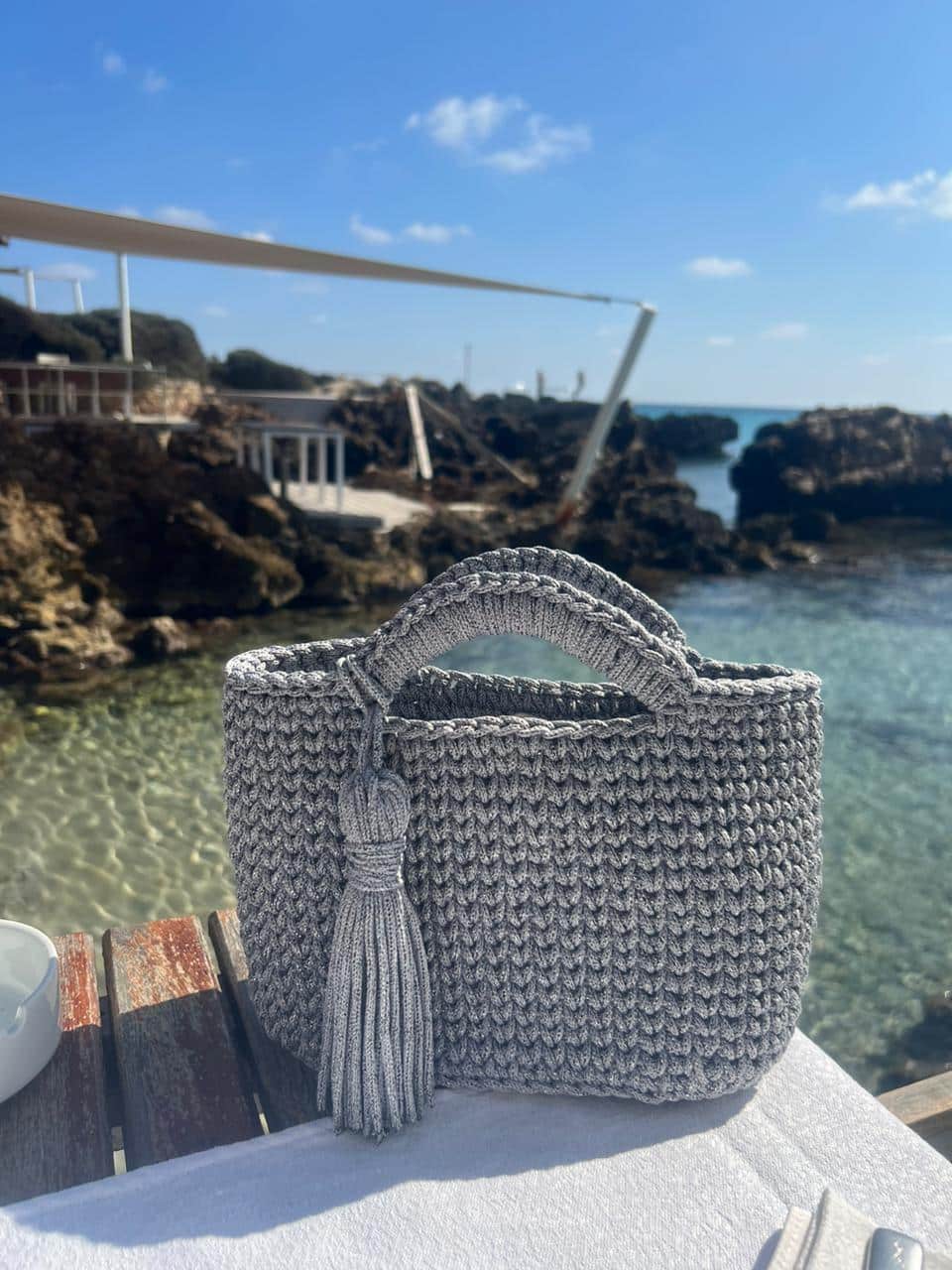 sac grise en crochet fait main