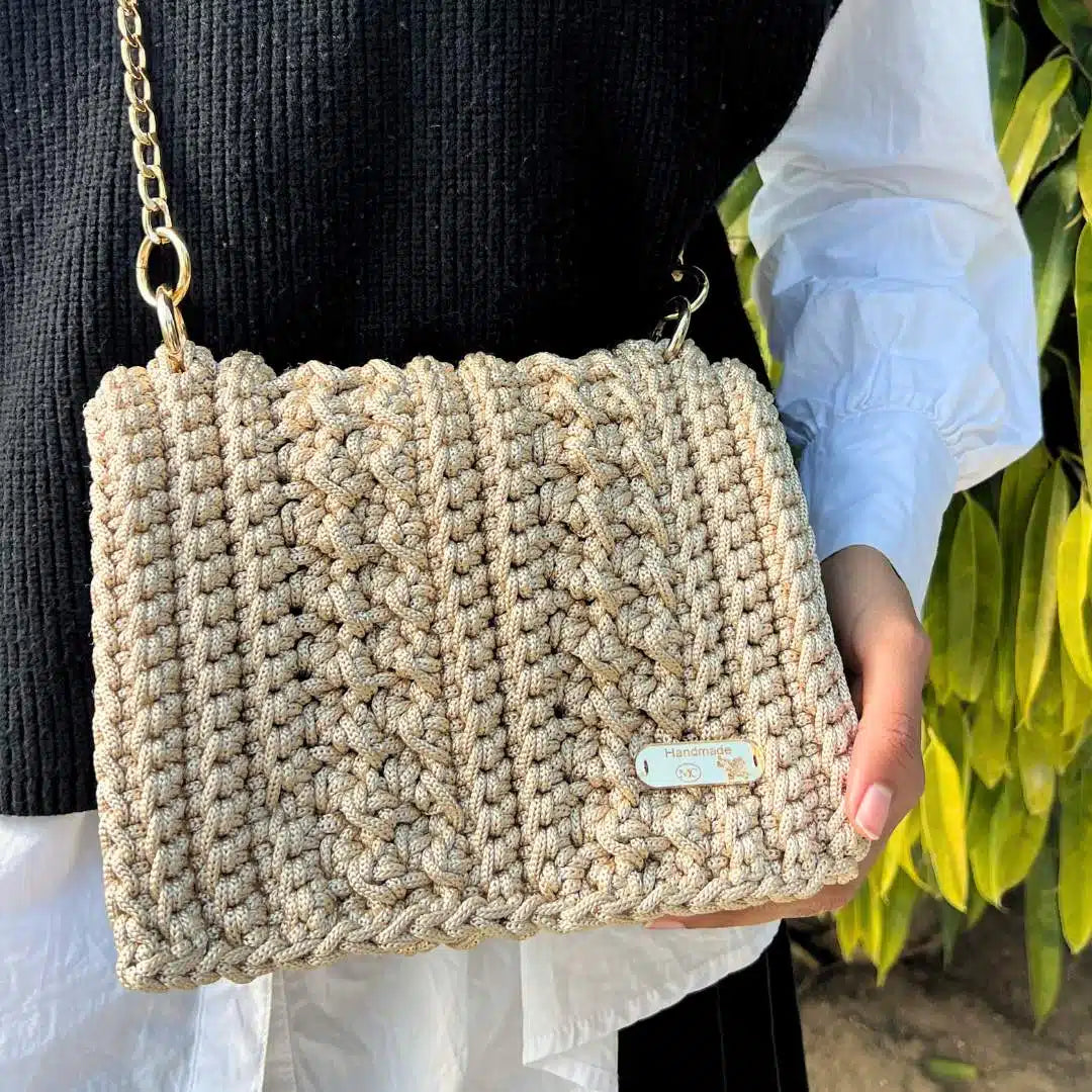 Sac macramé beige fait main chic et unique