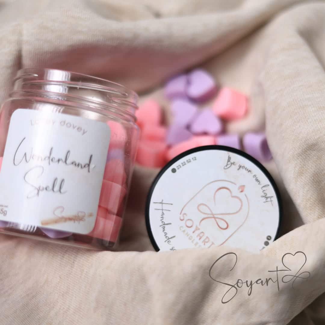 Mini scented melts with a small heart "Wonderland spell"