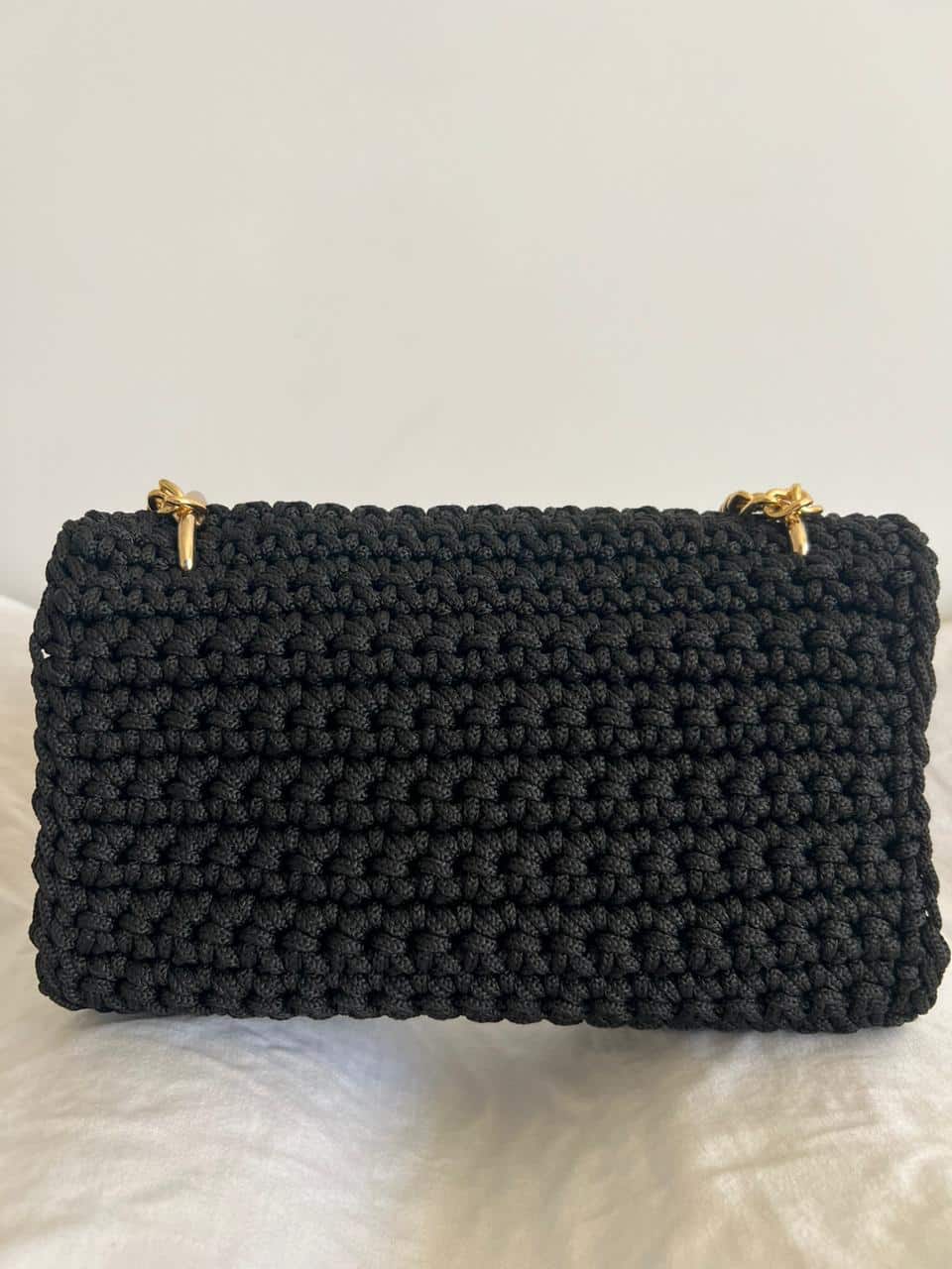 sac noir en crochet avec chaine