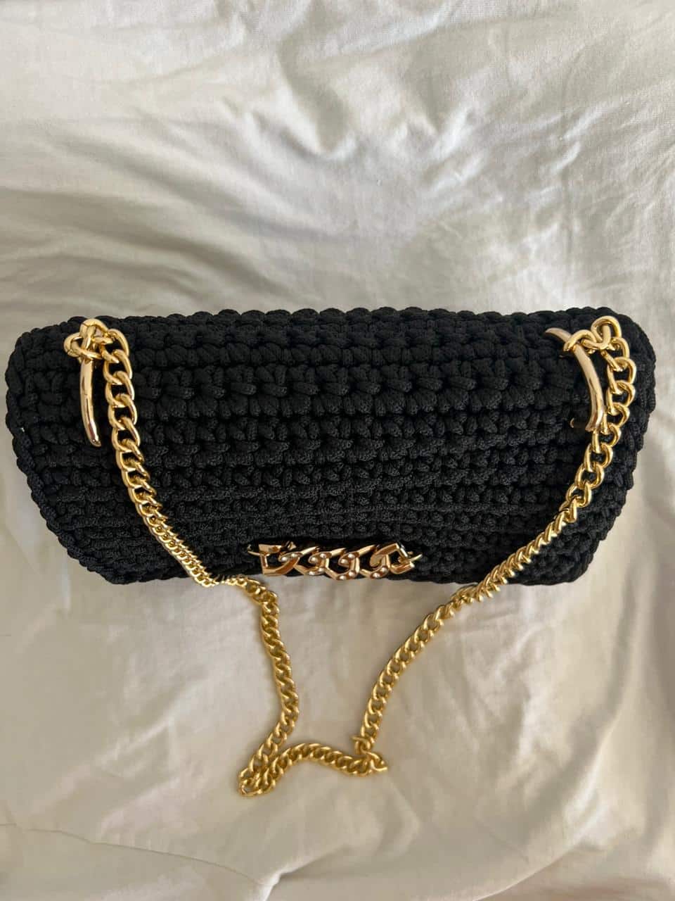 sac noir en crochet avec chaine