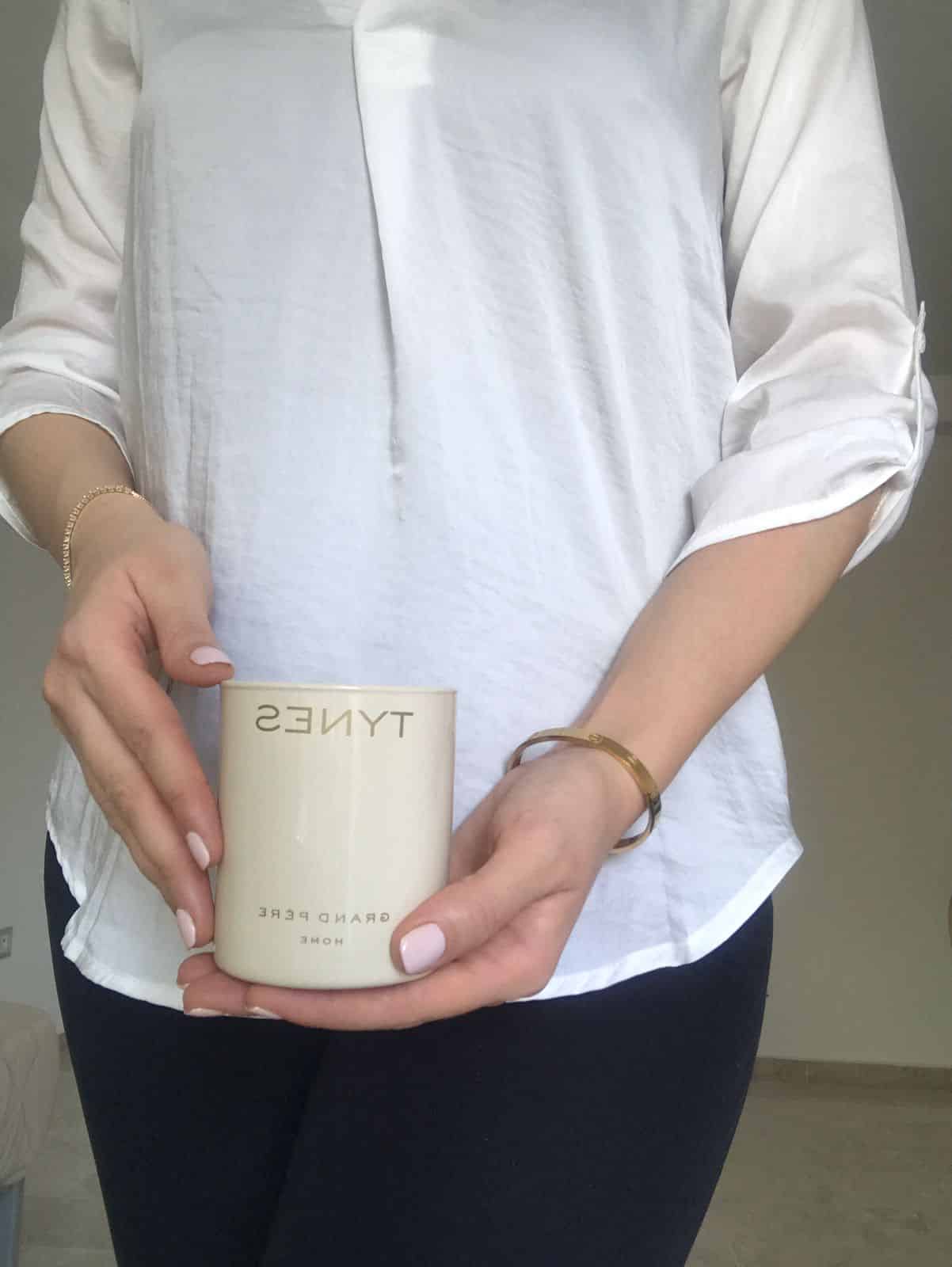 BOUGIE PARFUMEE AU NEROLI / FLEUR D ORANGER " TYNES "