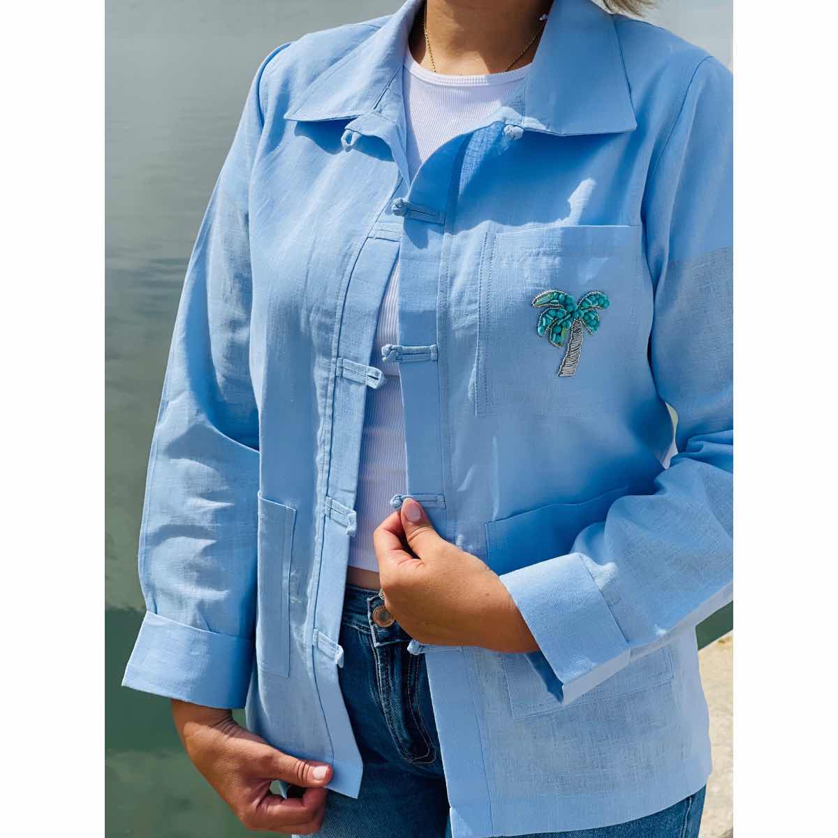 Veste bleu ciel élégant pour un style unique et raffiné