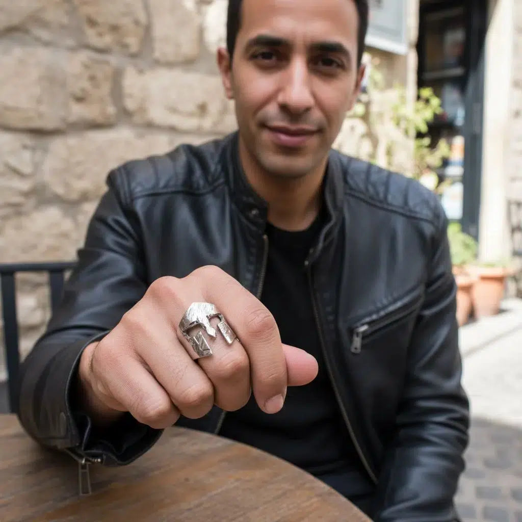 Bague inox Spartan 300 élégance et style irrésistible