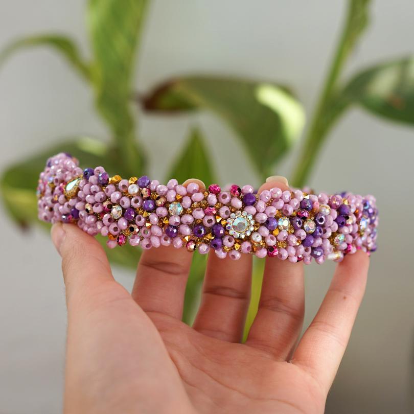 Bandeau cheveux de mariage couleur mauve avec des perles et Diamonds - artisanat Tunisien fait main | ILEYCOM