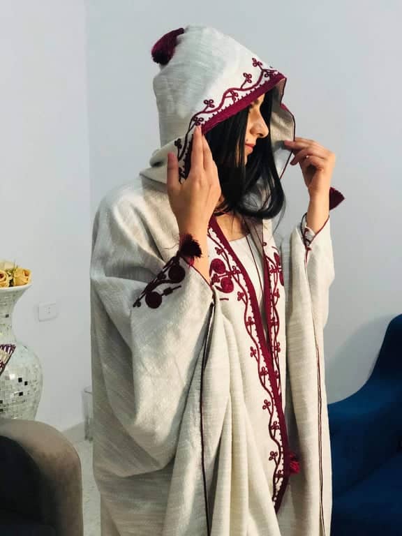 Barnous Tunisien avec Broderie Mauve - artisanat Tunisien fait main | ILEYCOM