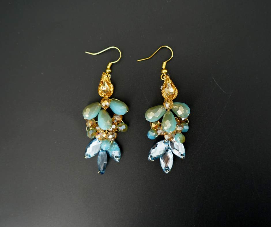 Boucles d’oreille pour mariée, couleur bleu , modèle fleure - artisanat Tunisien fait main | ILEYCOM