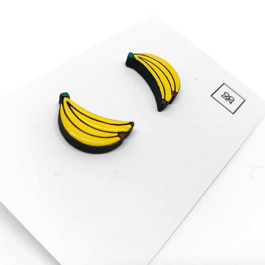 Boucles d'oreilles Clous Banane – Bois Massif & Peinture Acrylique - artisanat Tunisien fait main | ILEYCOM