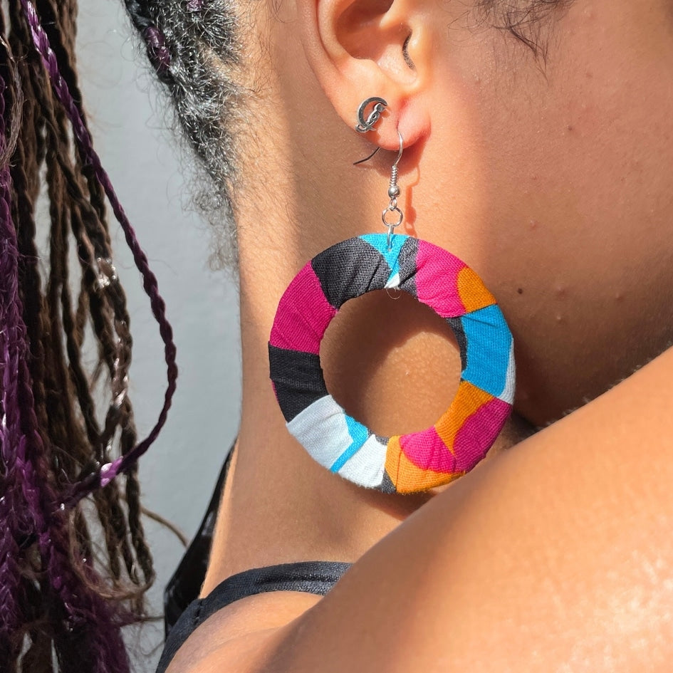 Boucles d'oreilles rondes recyclées multicolores - artisanat Tunisien fait main | ILEYCOM
