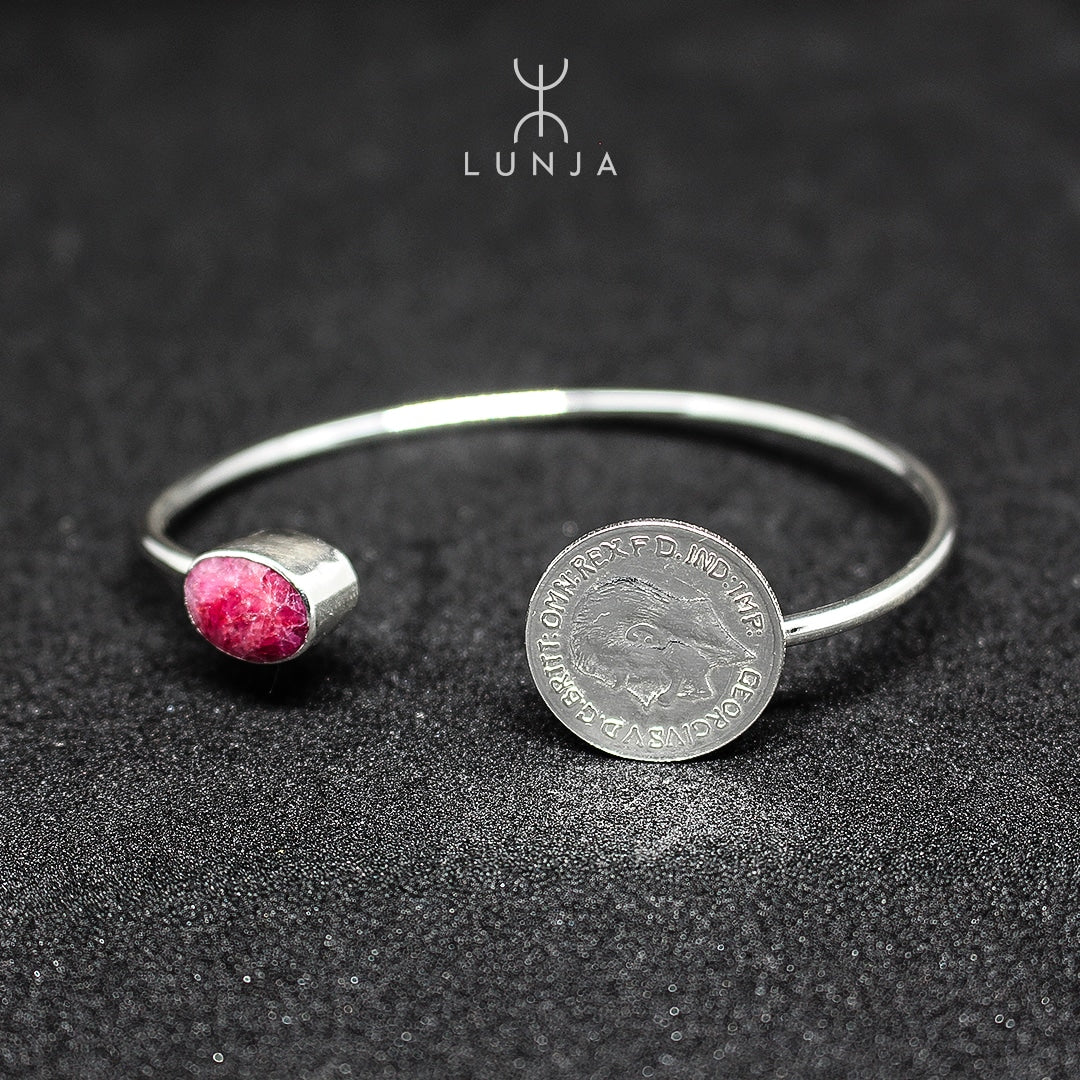 Bracelet femme en argent et racine de rubis en modèle Lira