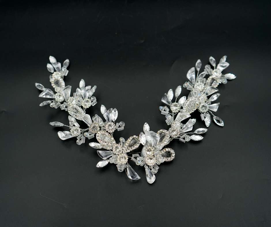 Broche Blanche, modèle florale - artisanat Tunisien fait main | ILEYCOM