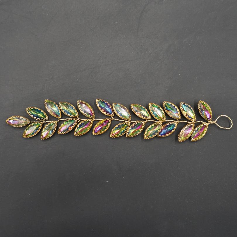Broche en cristal vert , Vigne de cheveux mariage vert , bijoux de cheveux vert - artisanat Tunisien fait main | ILEYCOM
